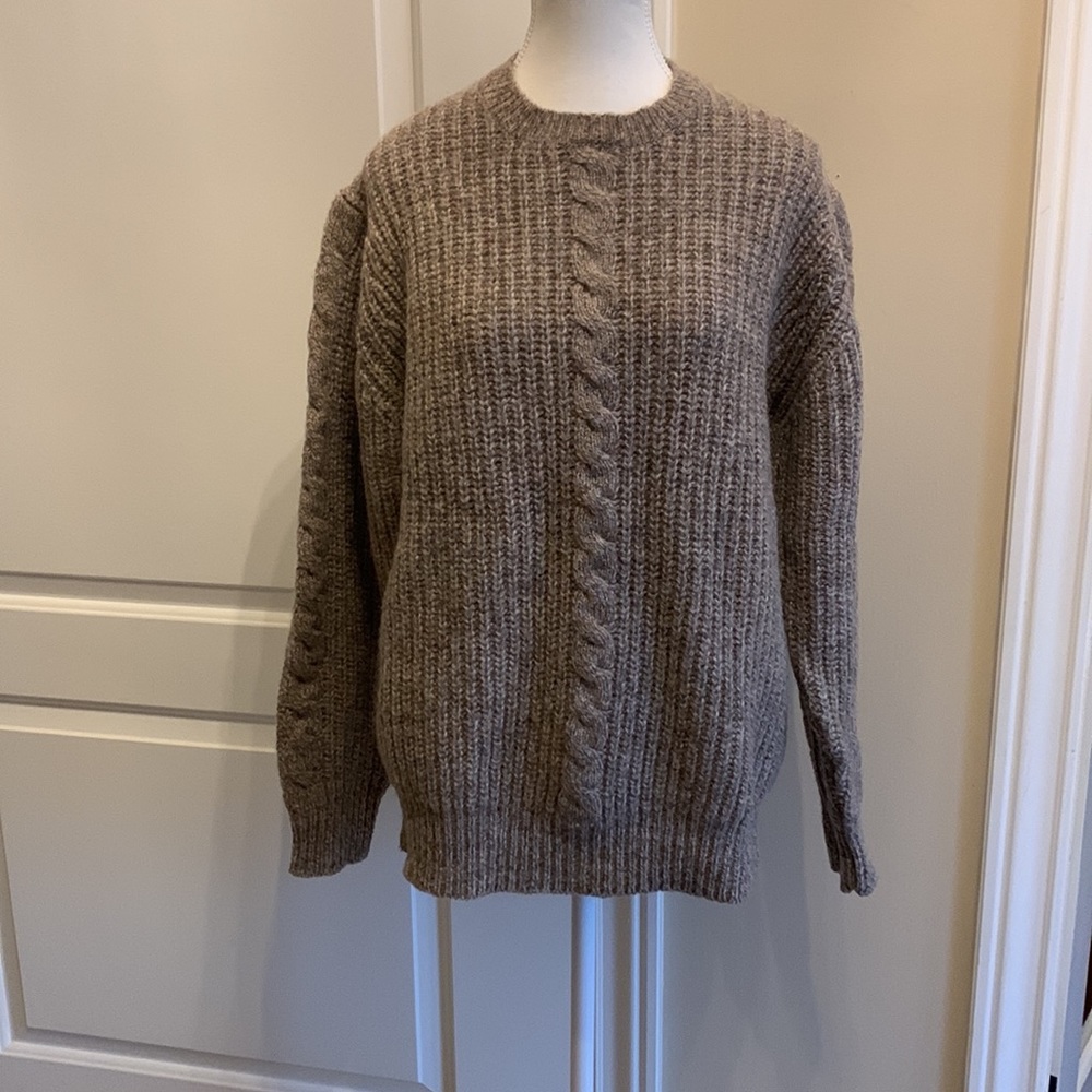 Vintage Cranmore cable knit sweater